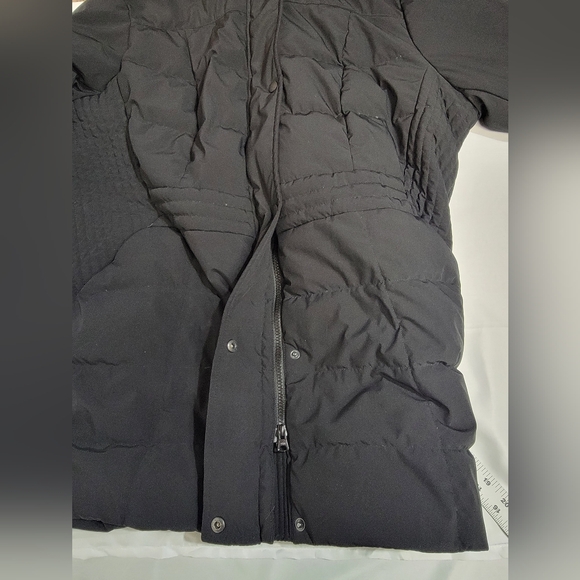 Lands' End Women's Size 1X Black Down Fill Jacket - Picture 10 of 13
